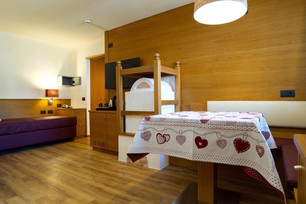Hotel Cirelle Suite & Spa กานาเซย์ ภายนอก รูปภาพ