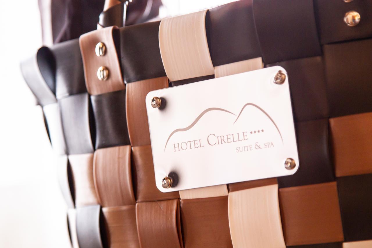 Hotel Cirelle Suite & Spa กานาเซย์ ภายนอก รูปภาพ
